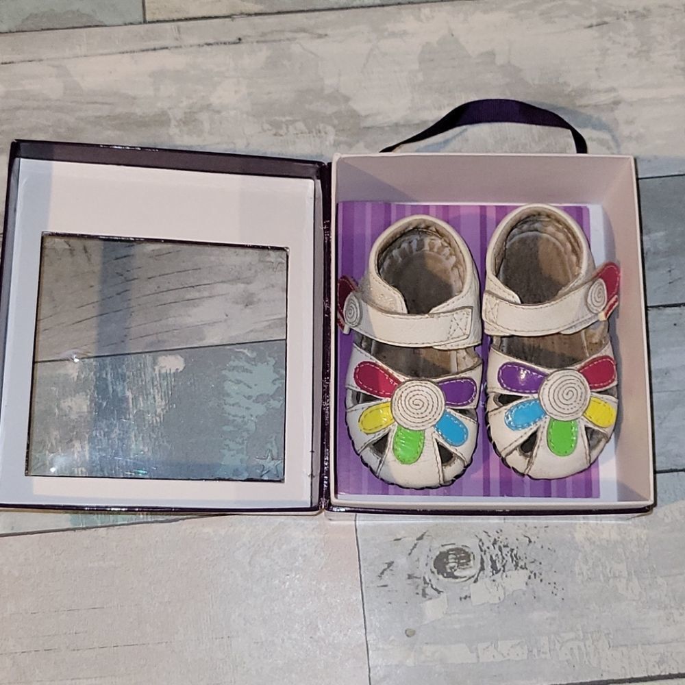 Pediped Flower Sandals sz 6-12 mo